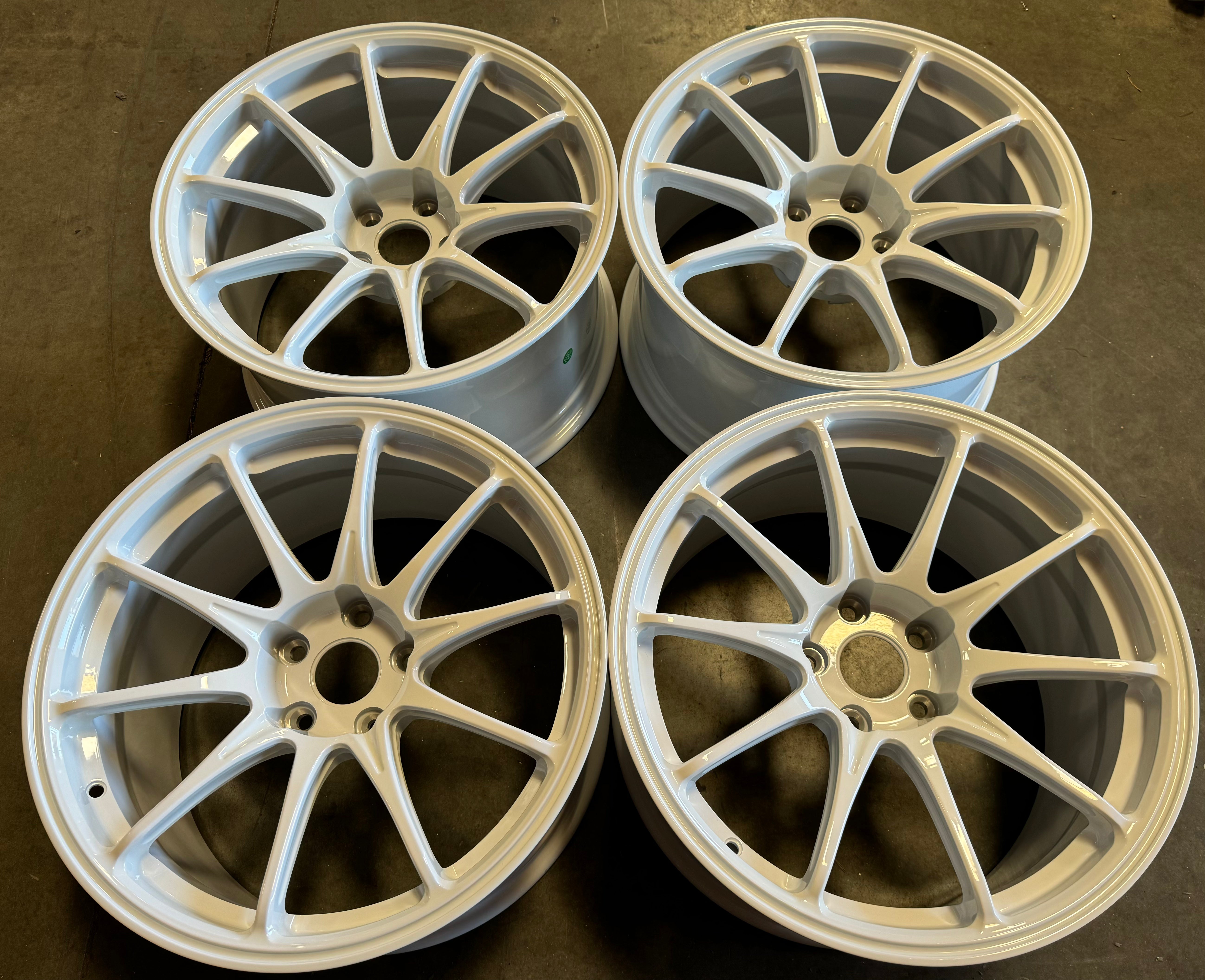 18” GMR X9 FORGED 5x114.3 (White)