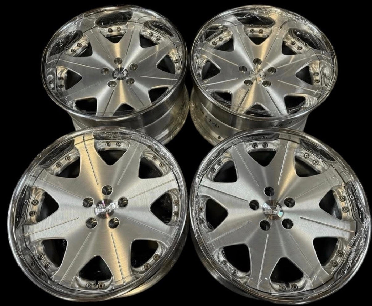 19” Leon Hardiritt Waffe 5x114.3