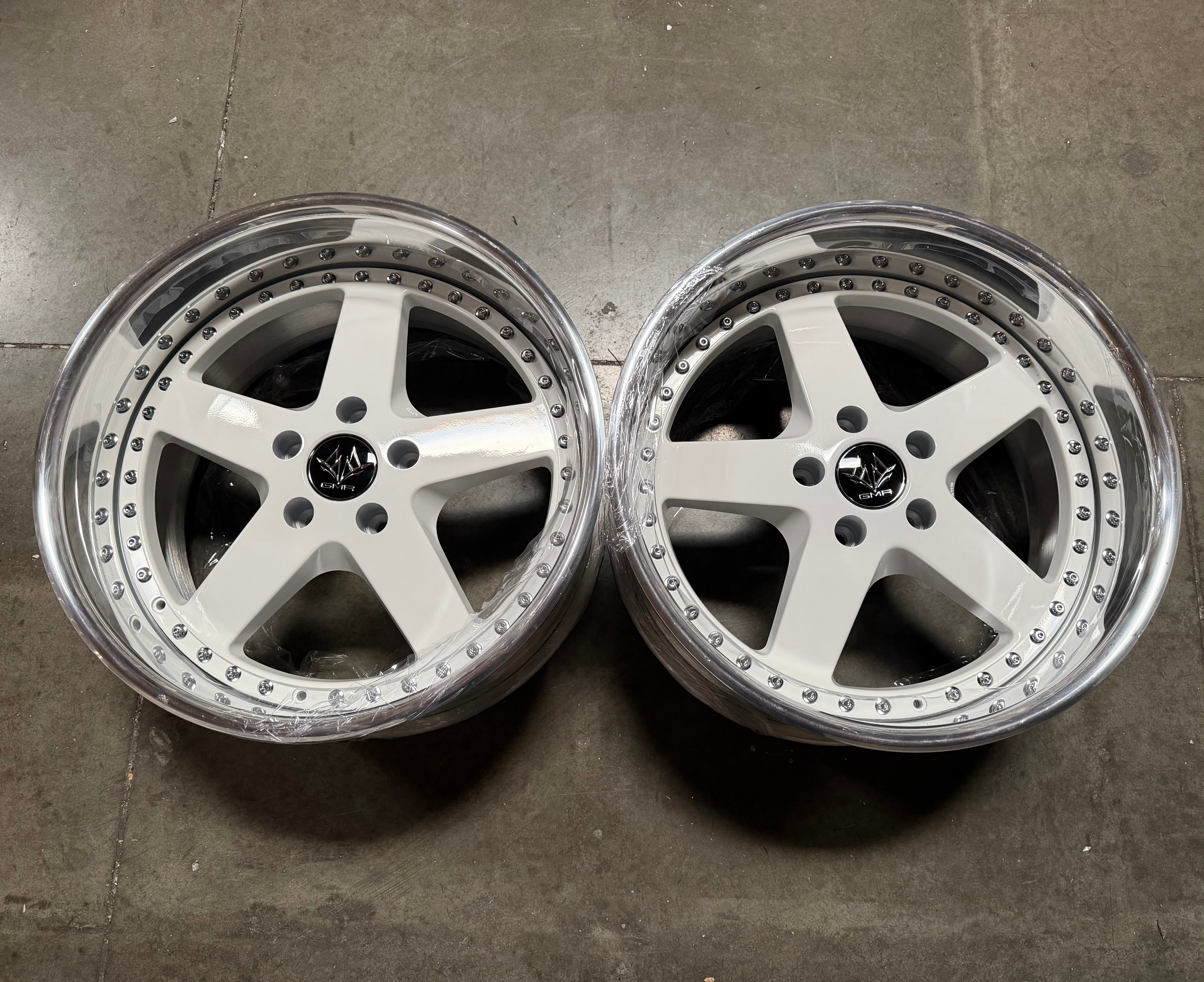 18” GMR Templar 5x114.3 White (Pair of 2) Super low disc