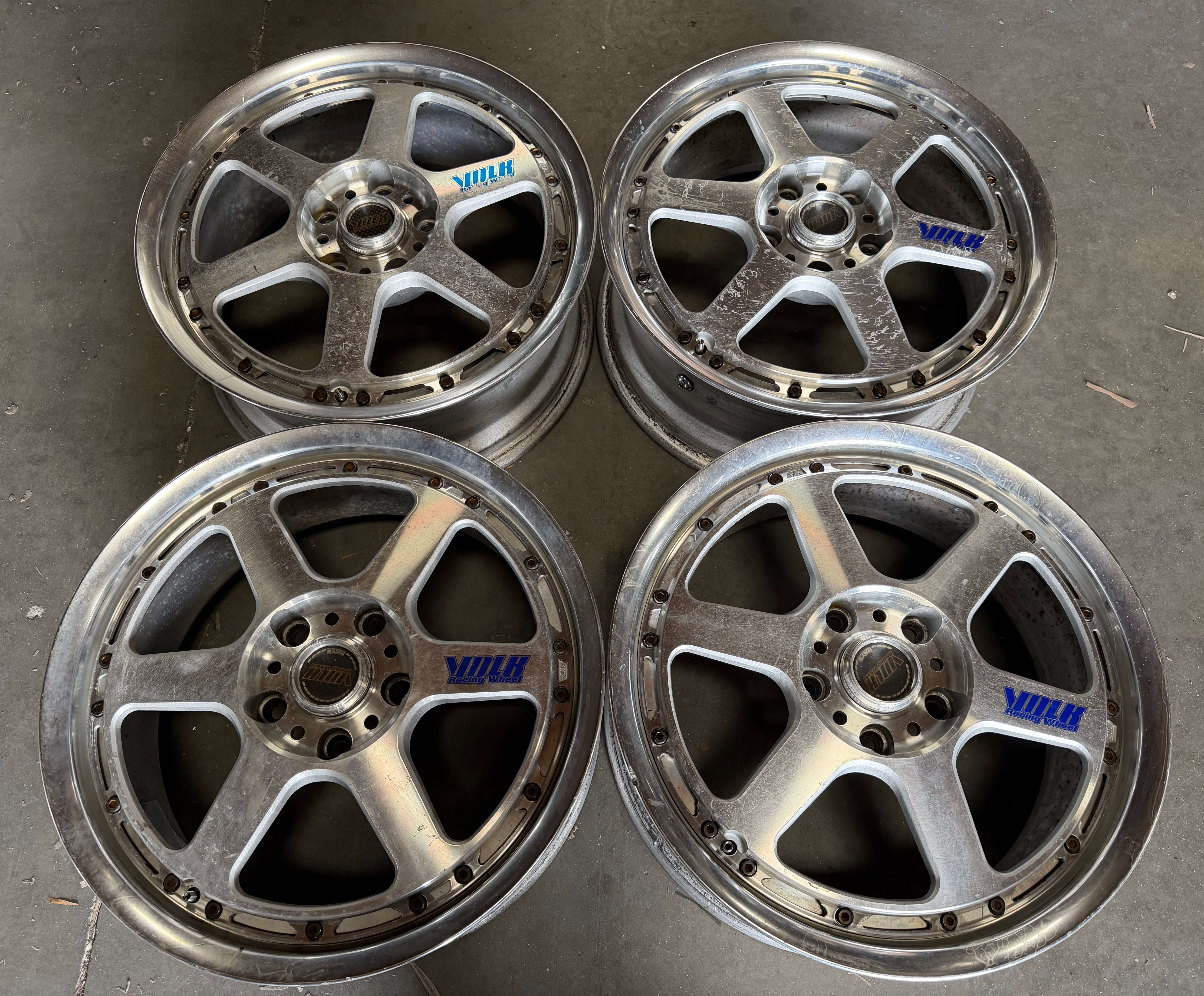 17” Volk Racing GT-P 5x114.3