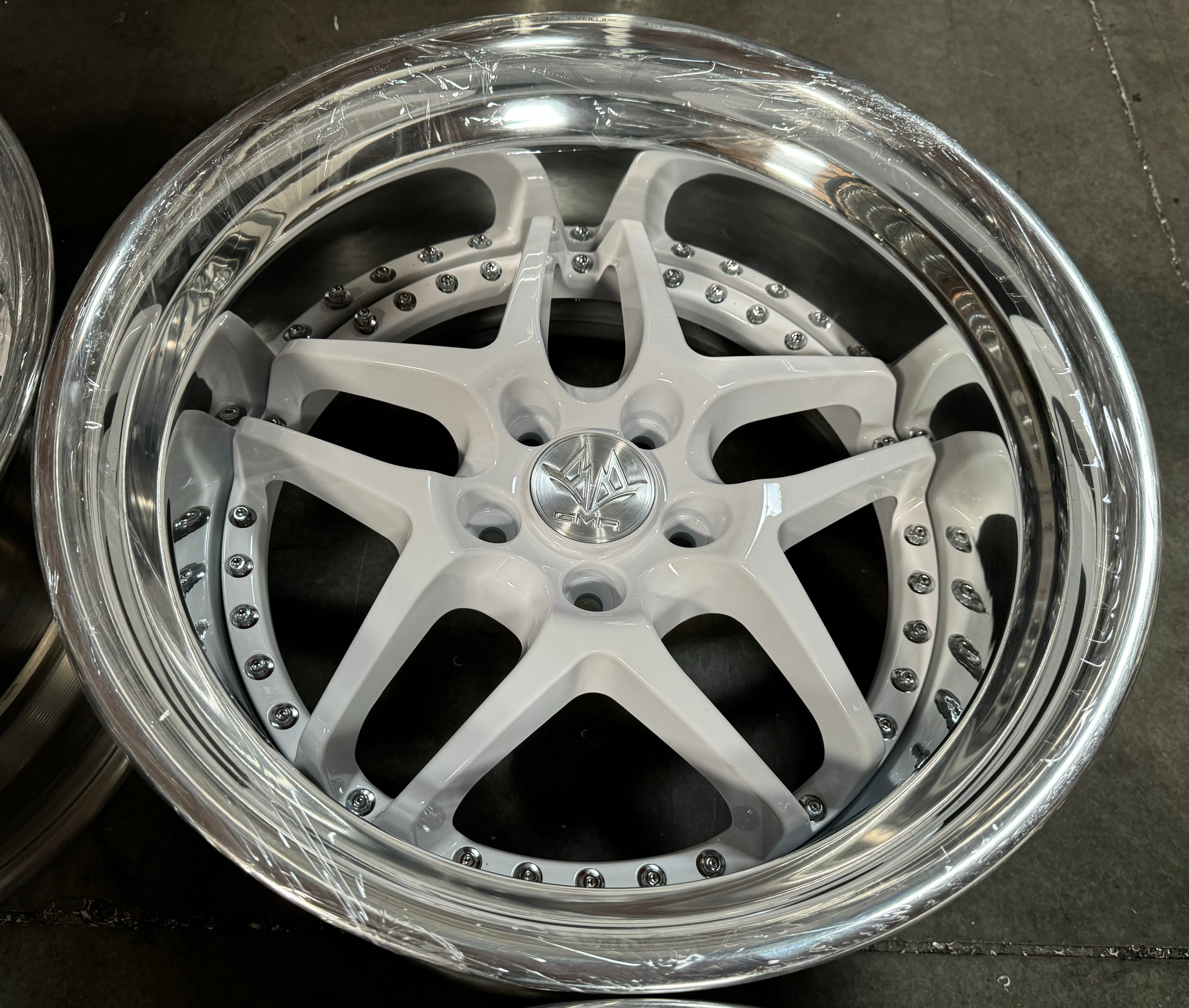 18” GMR Evoke Roll step 5x114.3 White