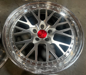 19” GMR RVLE.36 5x112 (Display set)
