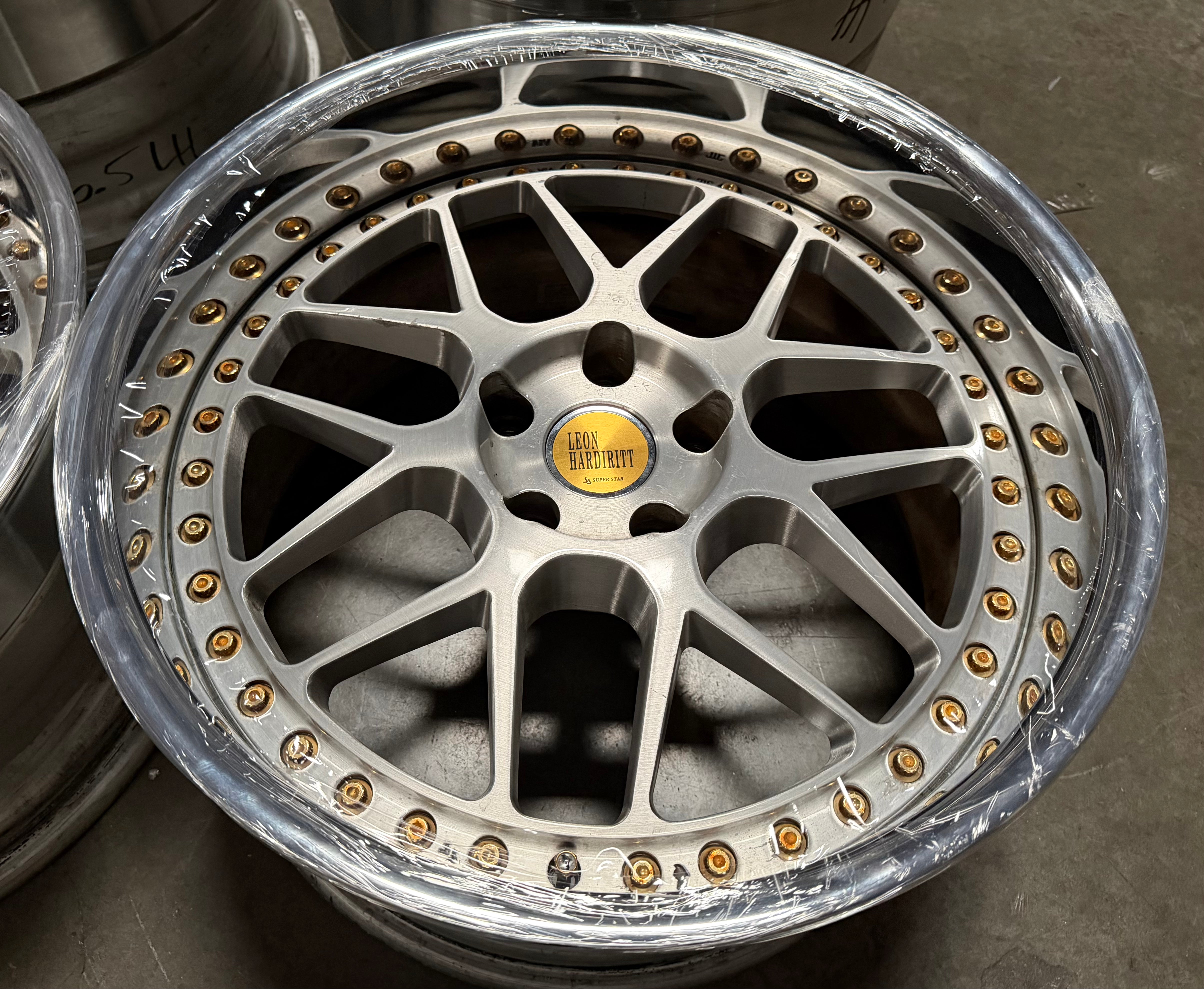 19” Leon Hardiritt Gemut 5x114.3