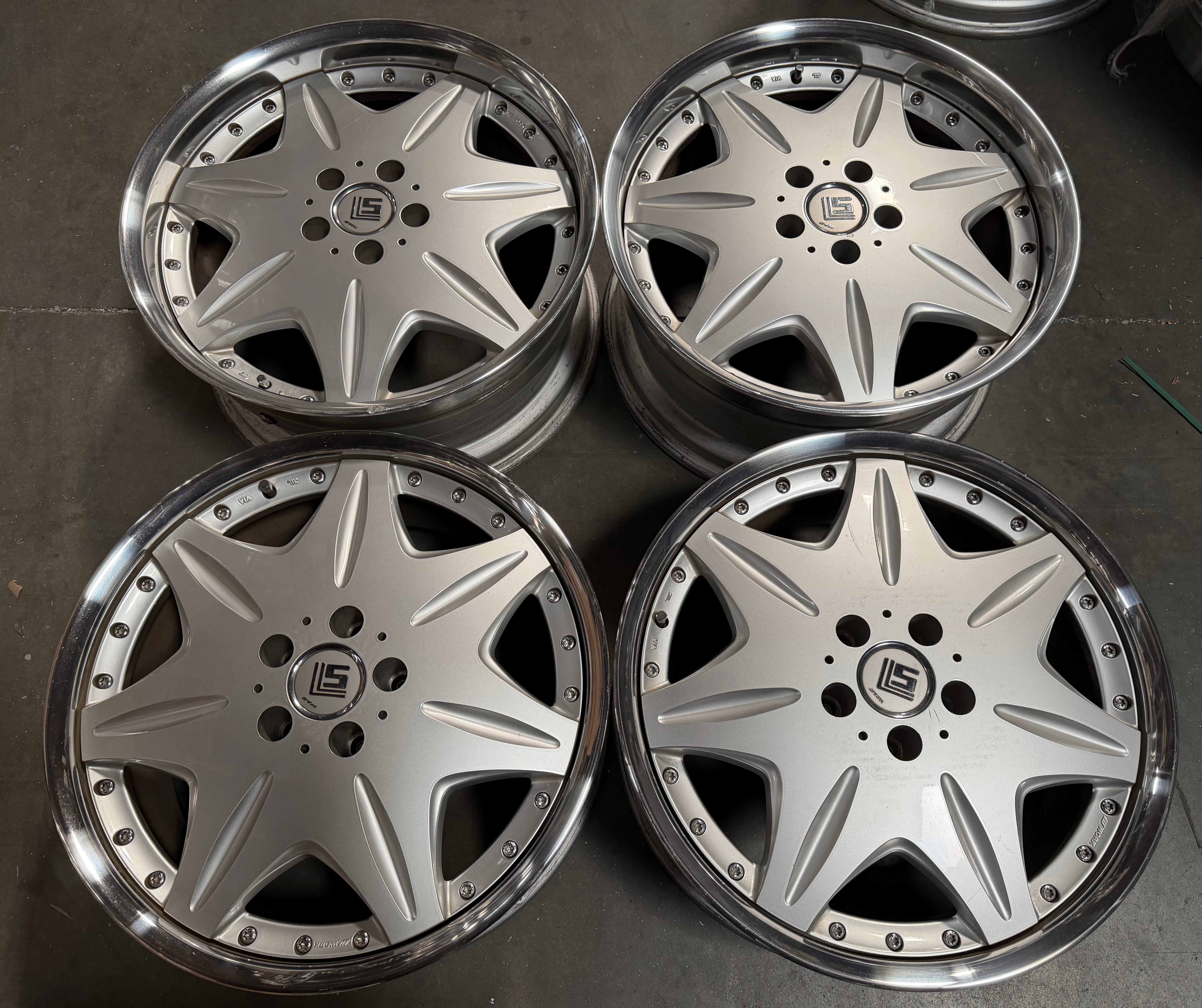 19” Work LS207 5x114.3 Silver