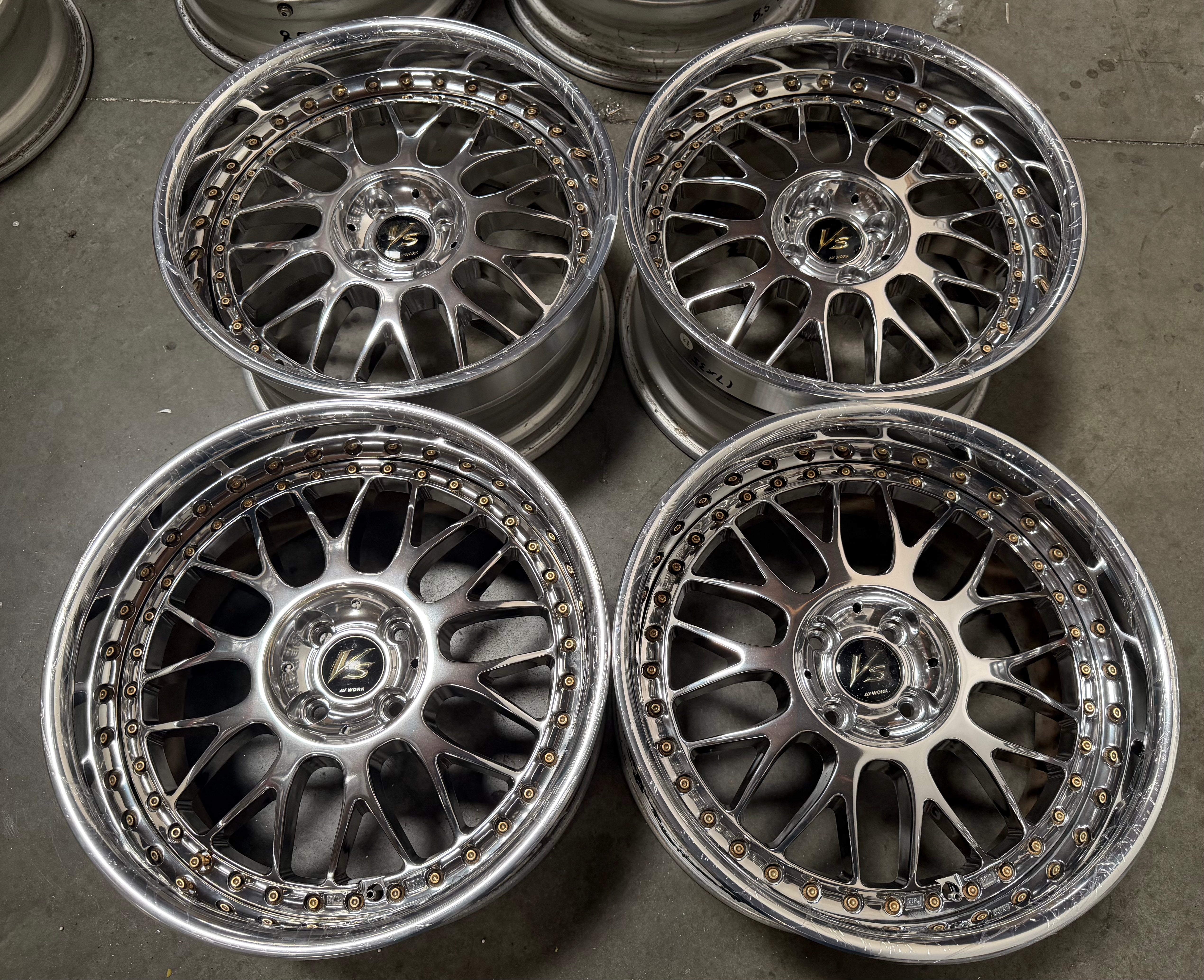 17” Work VS-XX 4x100 Polish