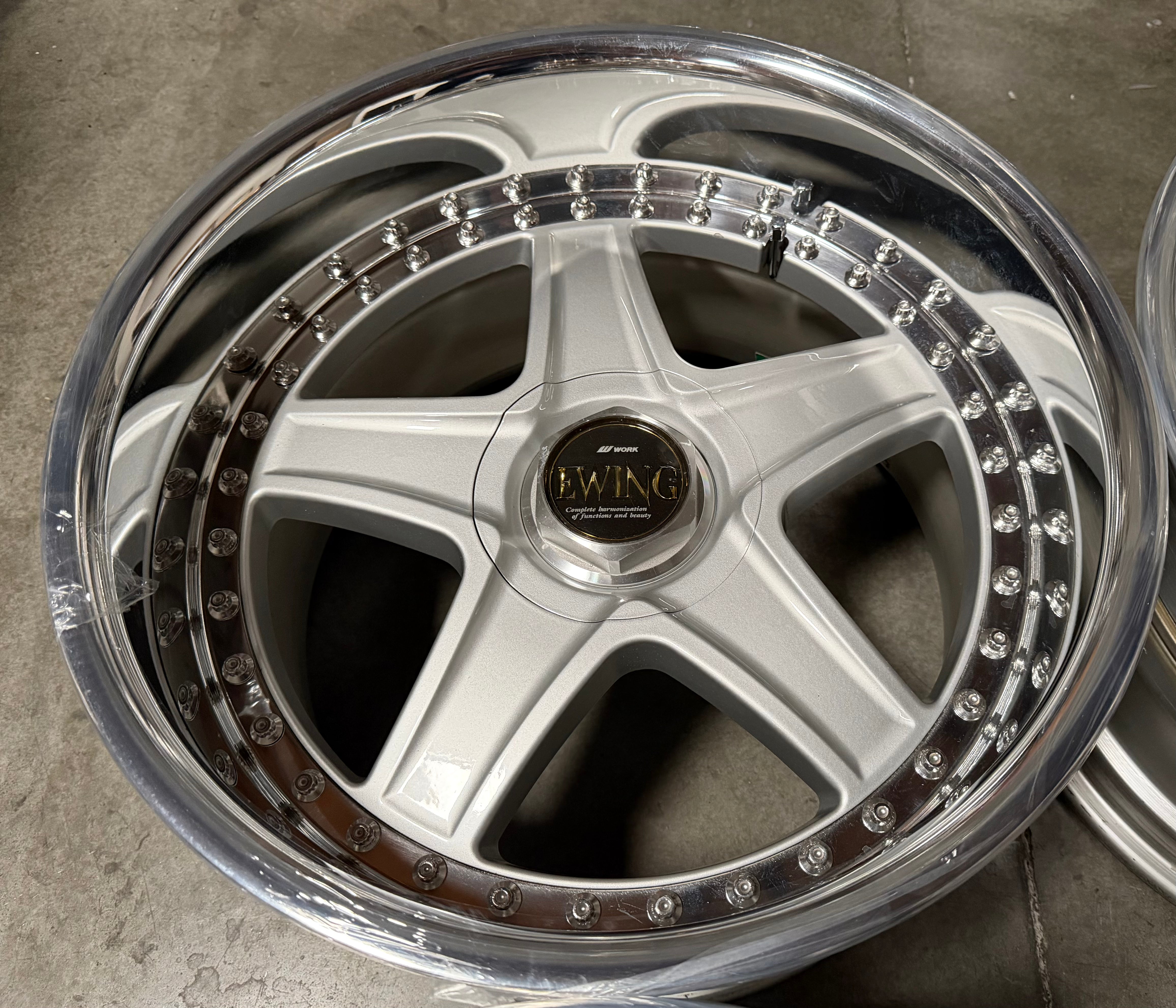 Work Rim Ewing 17” Work Ewing 4x114.3
