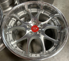Load image into Gallery viewer, 18” GMR Forged Adler 5x114.3