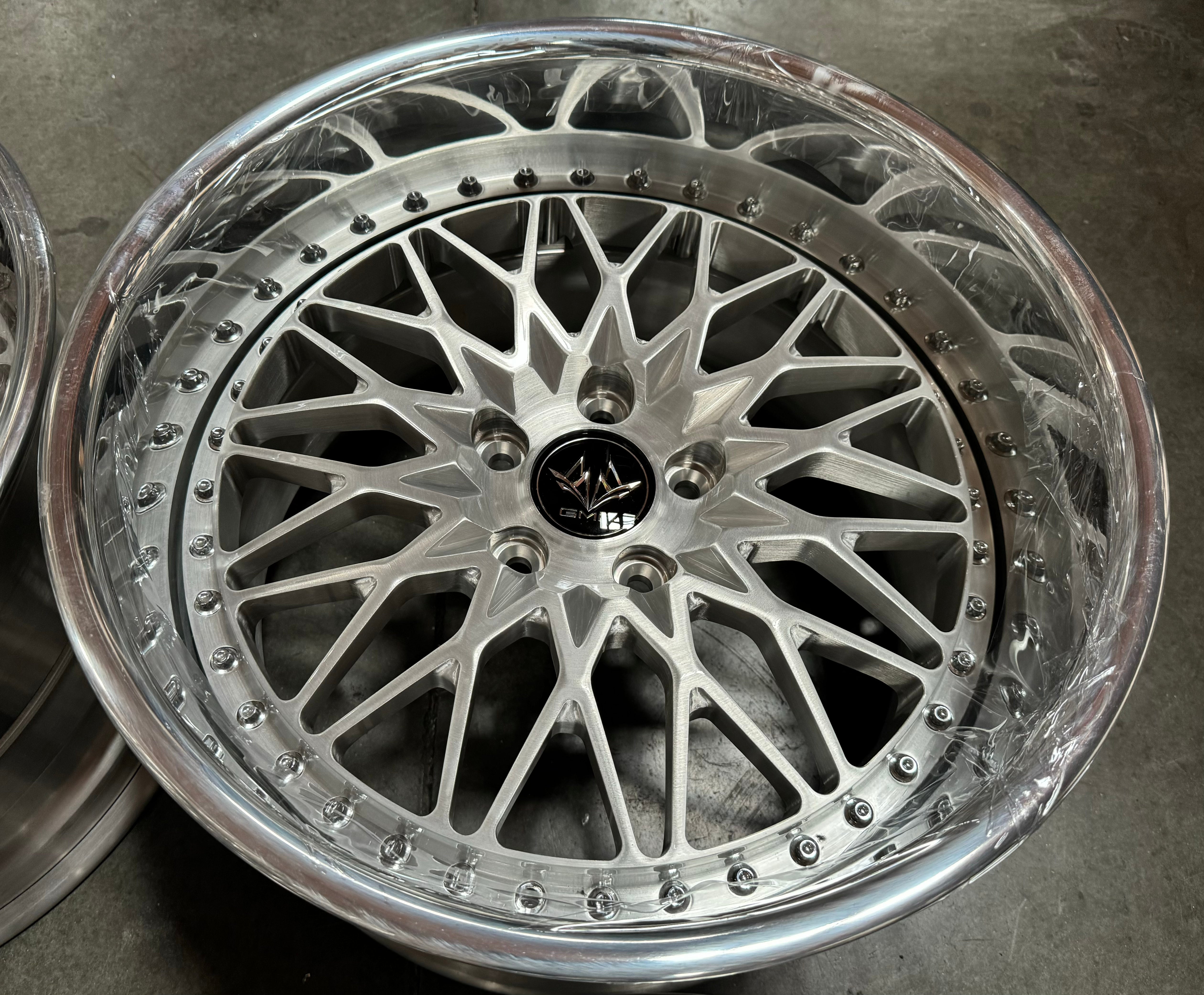 18” GMR VX-2 5x114.3 (SPECIAL)