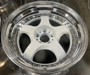 18” GMR Bishop step 5x114.3 White