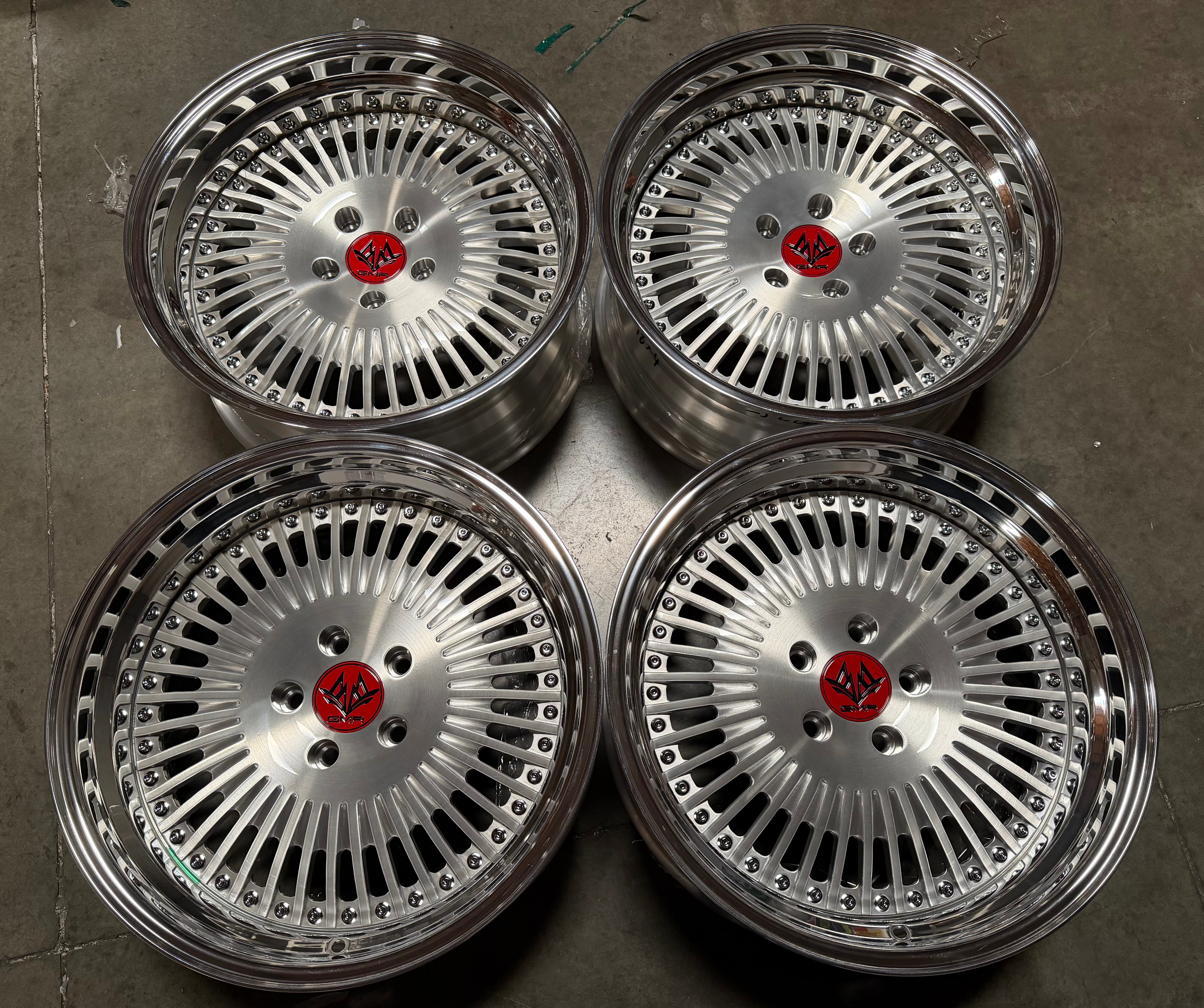 18” GMR SF-8 5x114.3 Brush (CHRISTMAS)