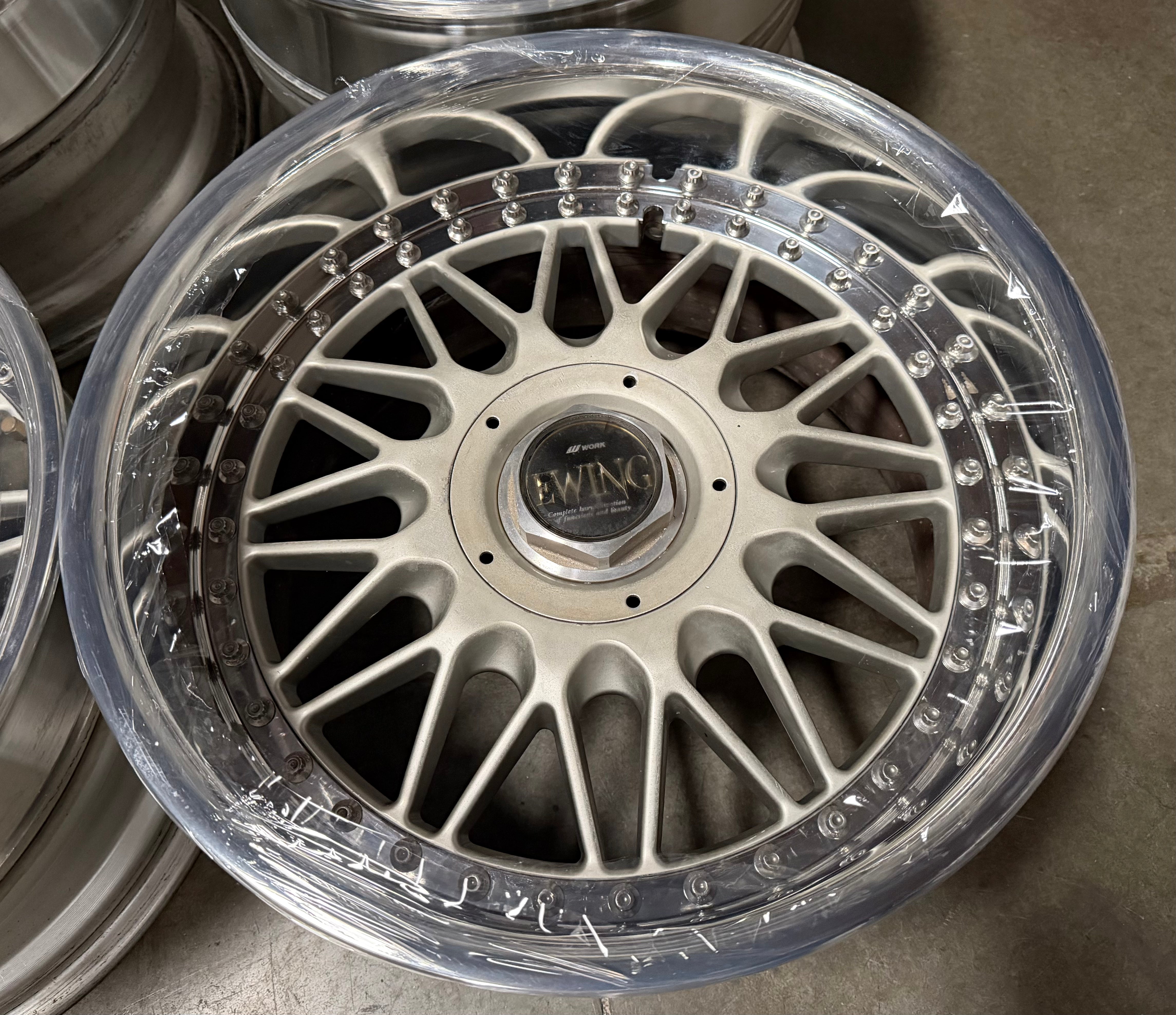 Work Rim Ewing 17” Work Ewing 5x114.3