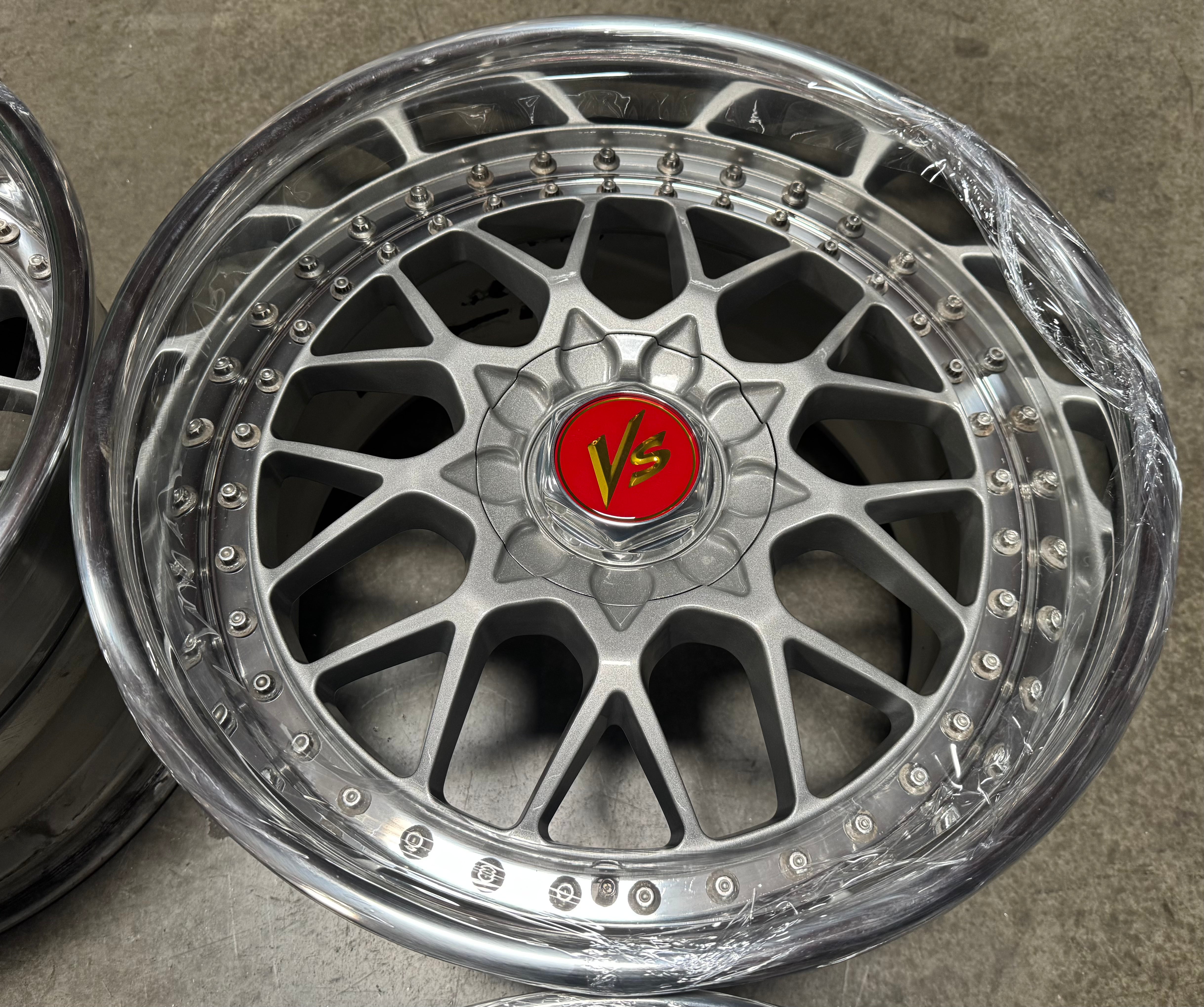 17” Work VS-X9 5x114.3