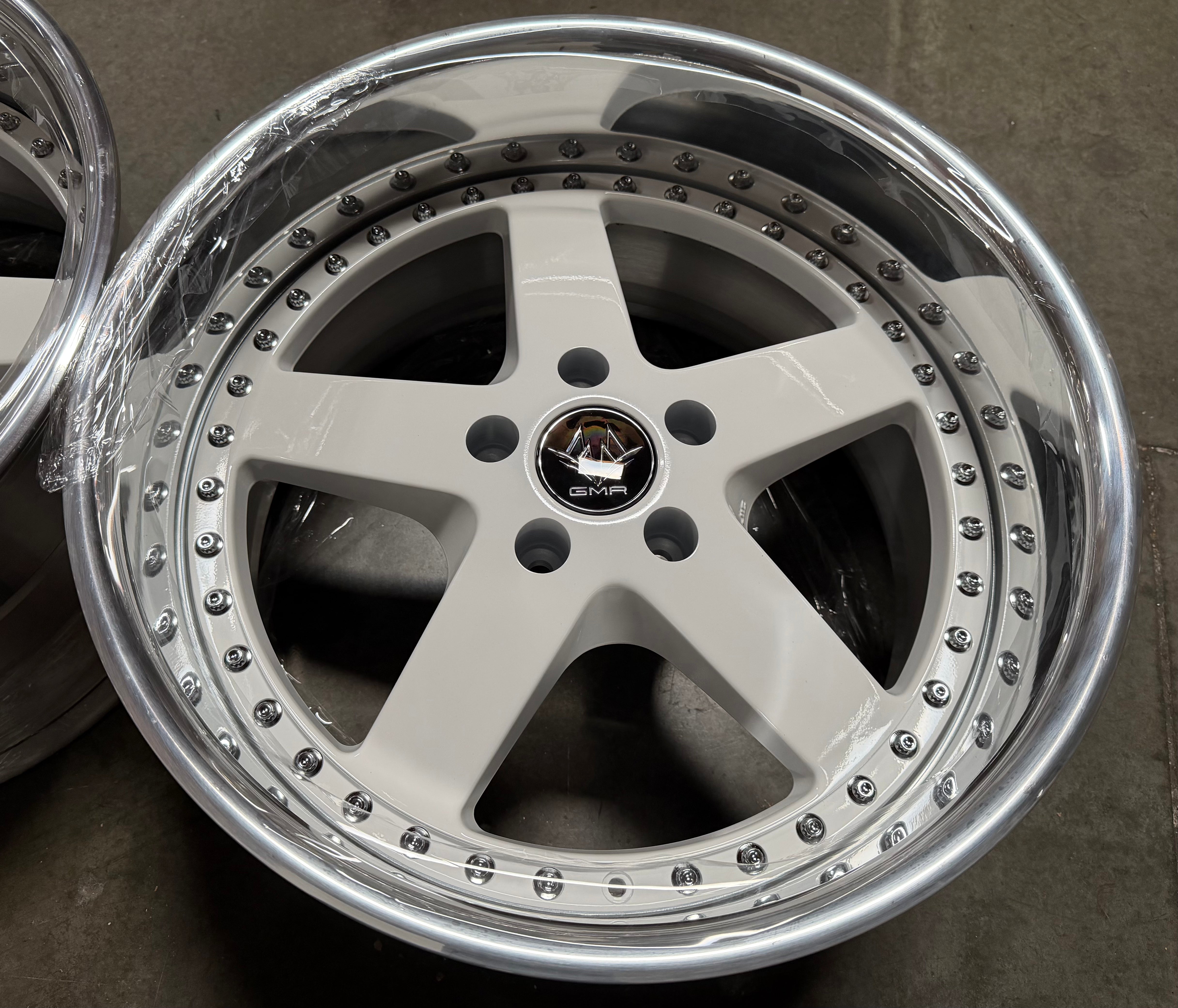 18” GMR Templar 5x114.3 White (Pair of 2) Super low disc