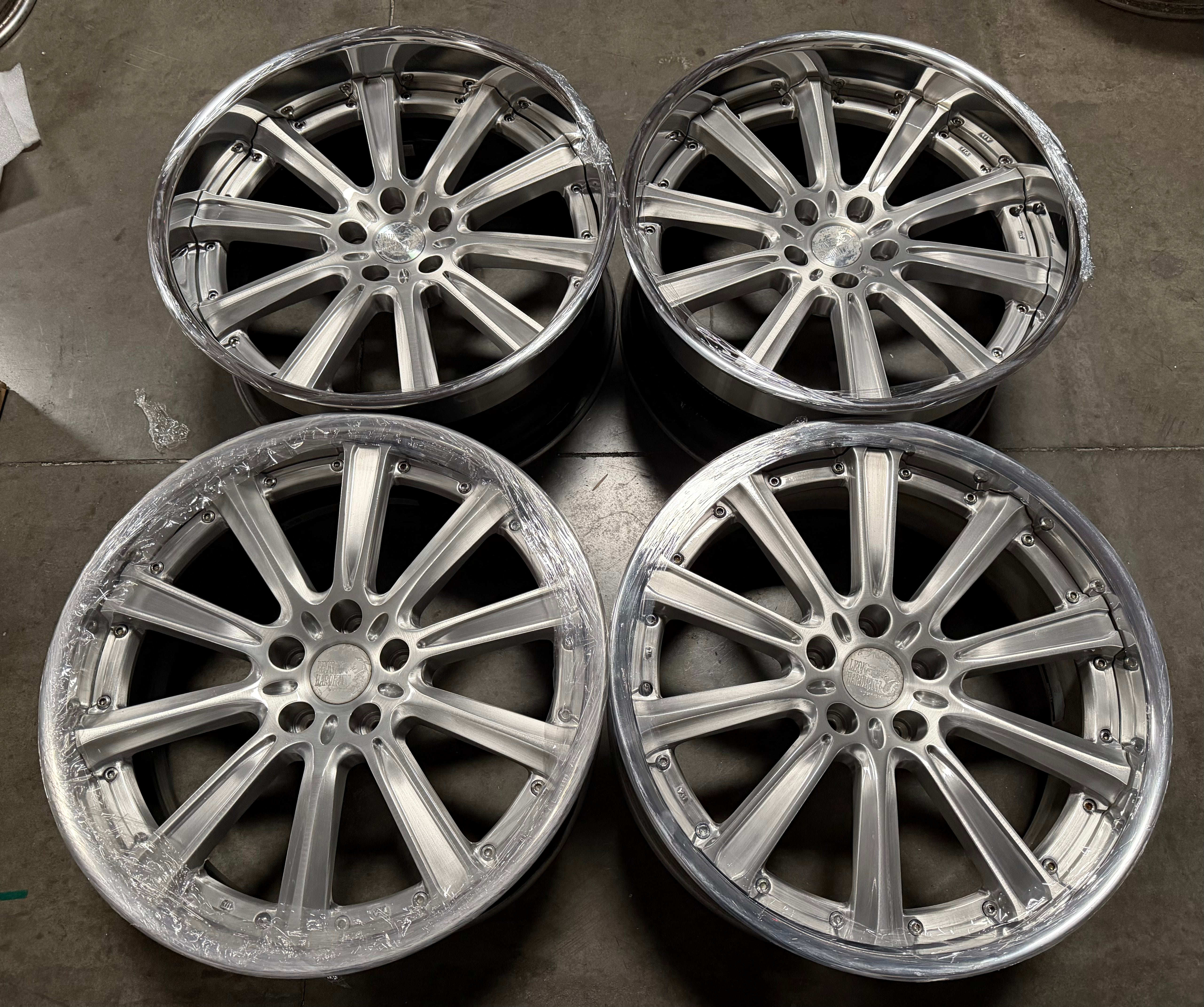 20” Leon Hardiritt Gral 5x114.3 Brush