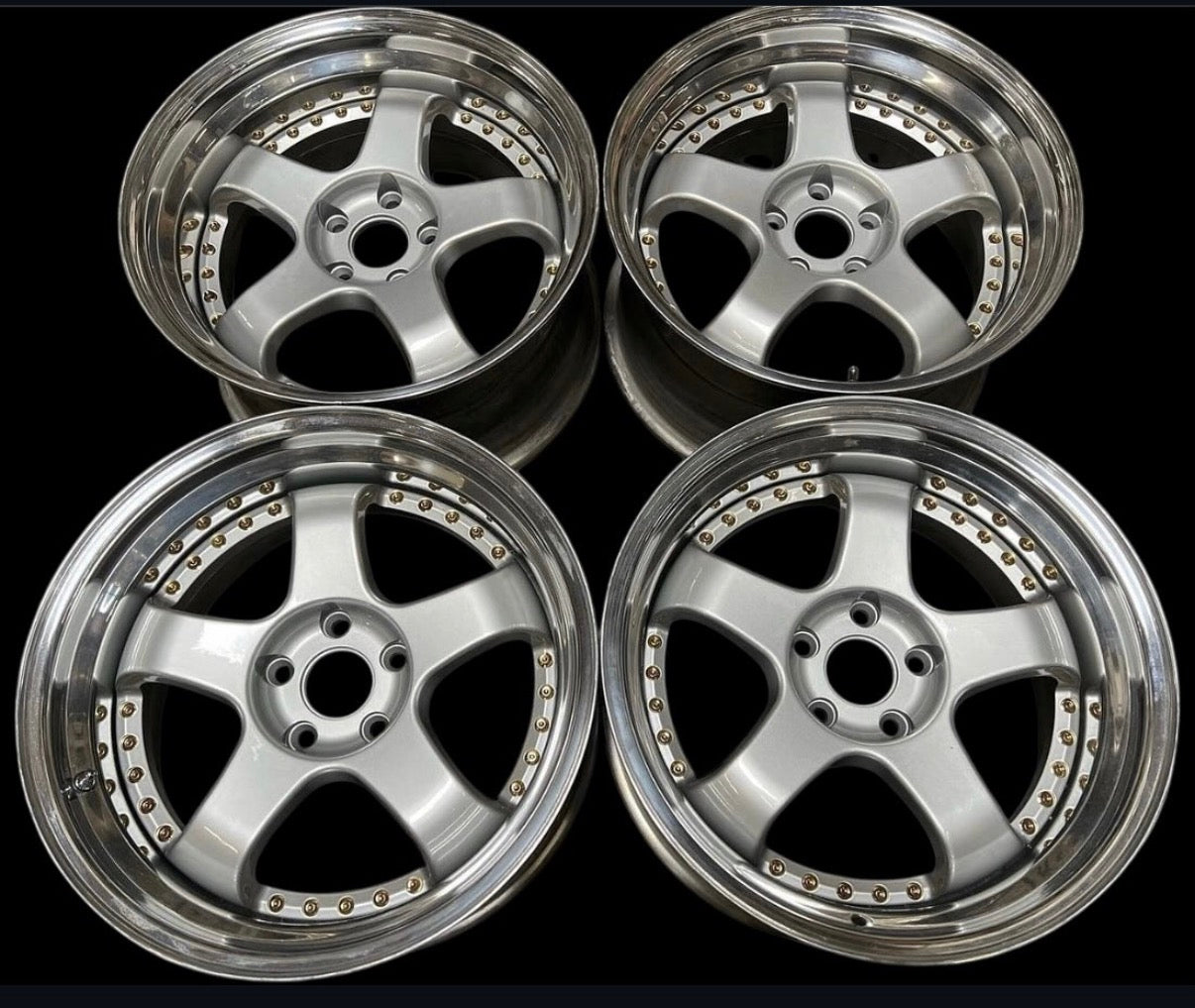 18” GMR Maven Silver 5x114.3