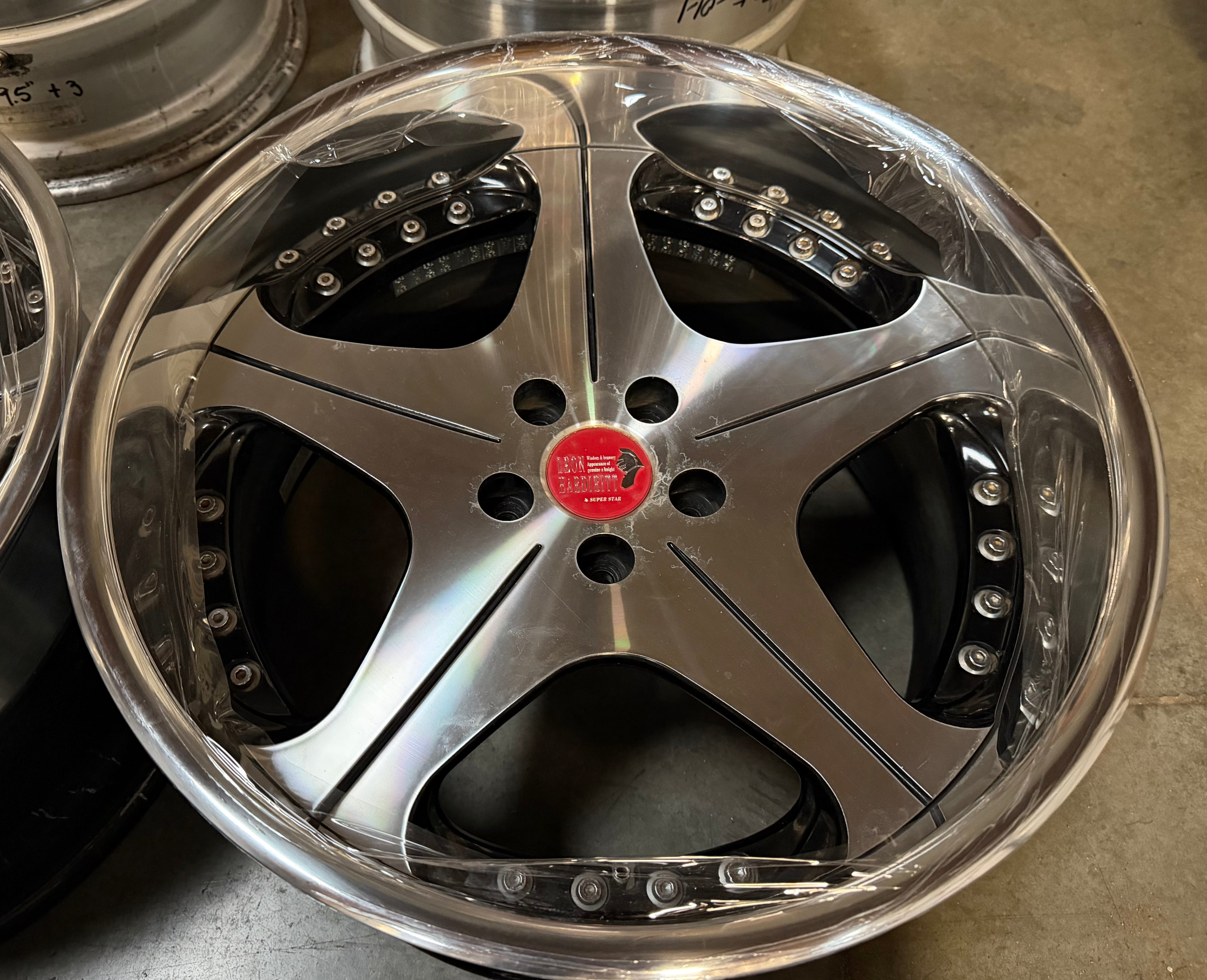 19” Leon Hardiritt Orden 5x114.3