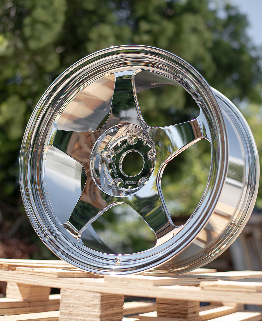 18” GMR R5 18x9.5+22 or 12 Chrome
