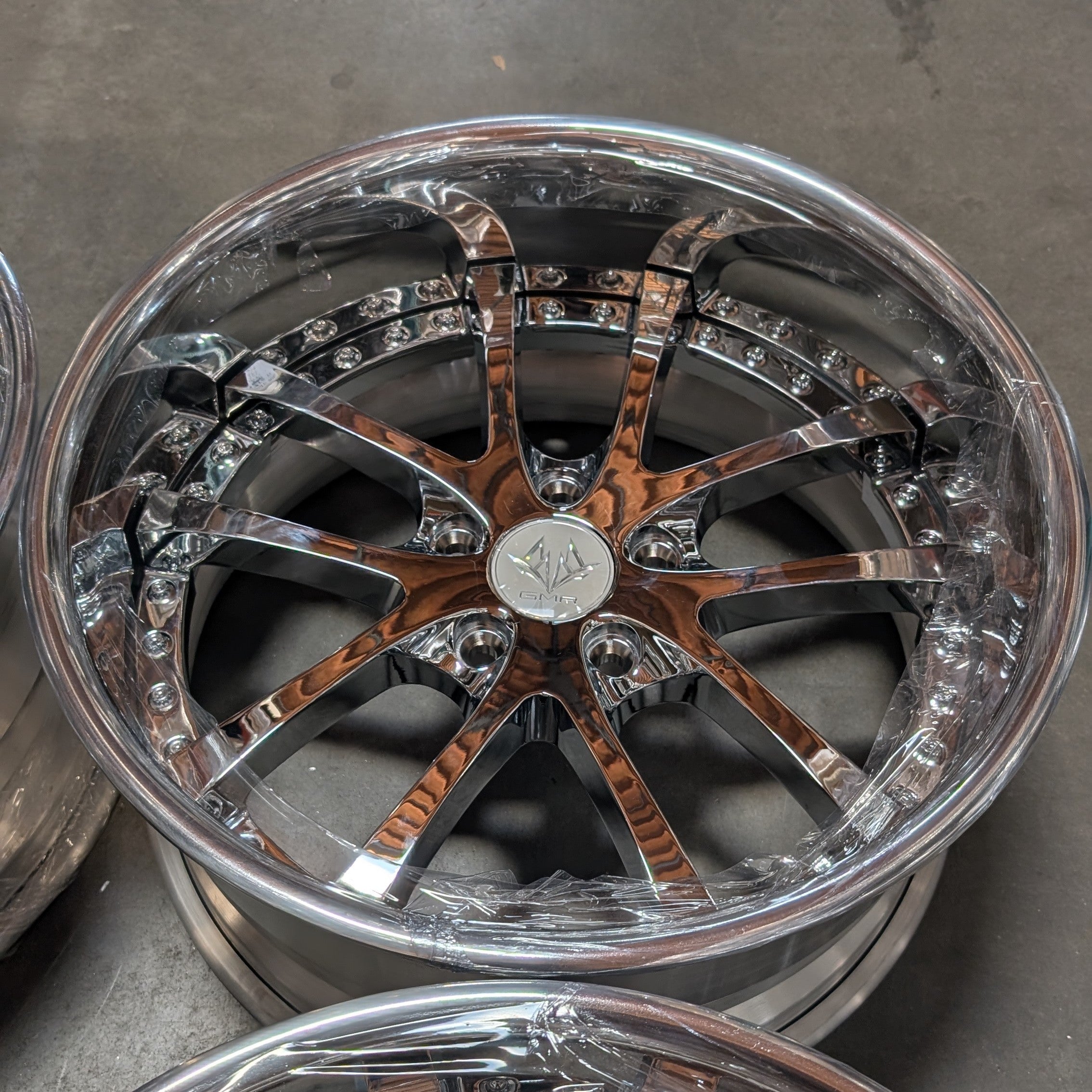 18" GMR Paladin II - 5x100