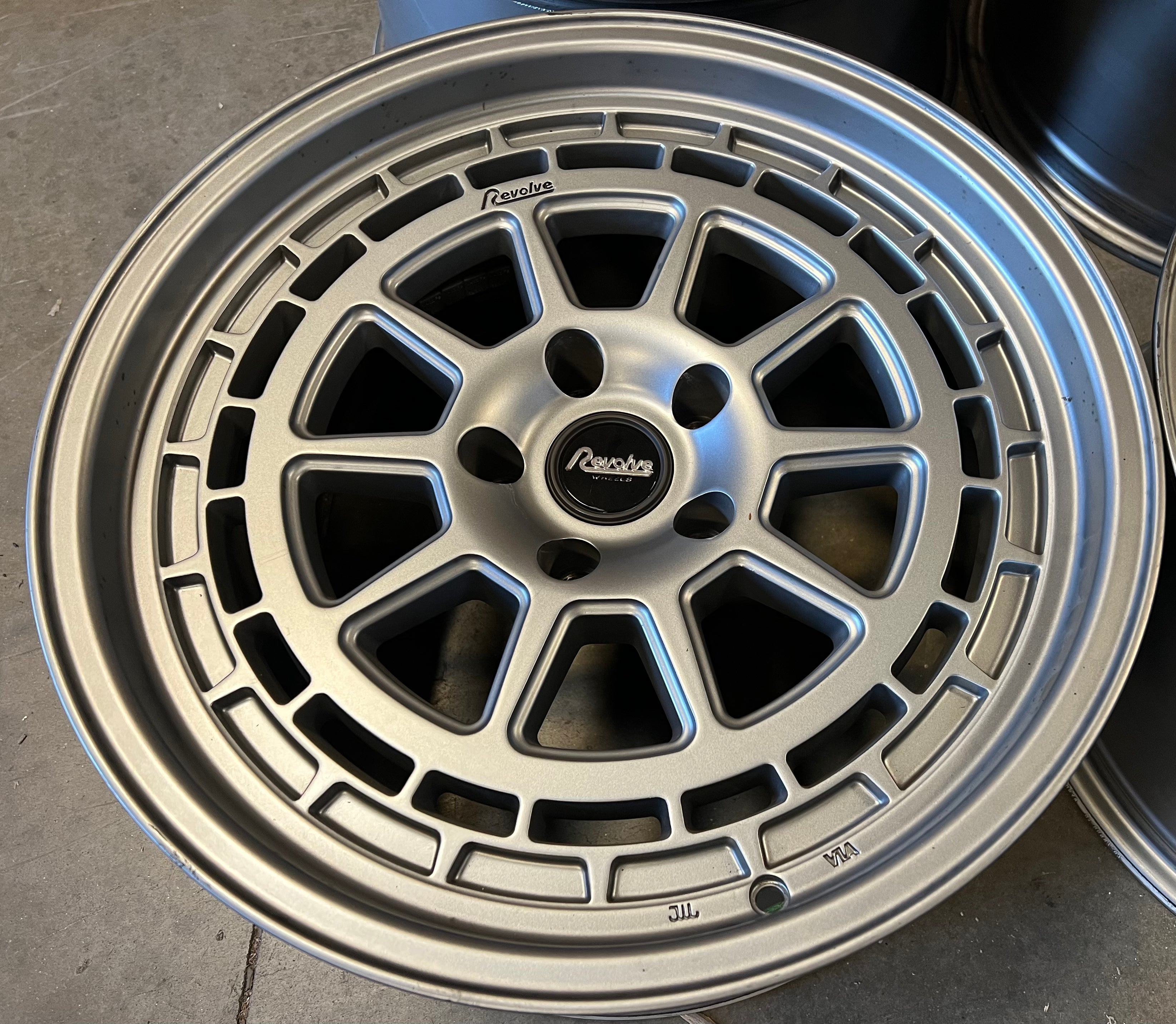 18” Revolve APVD 5x114.3