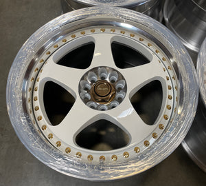 18” GMR 1200R White 5x114.3