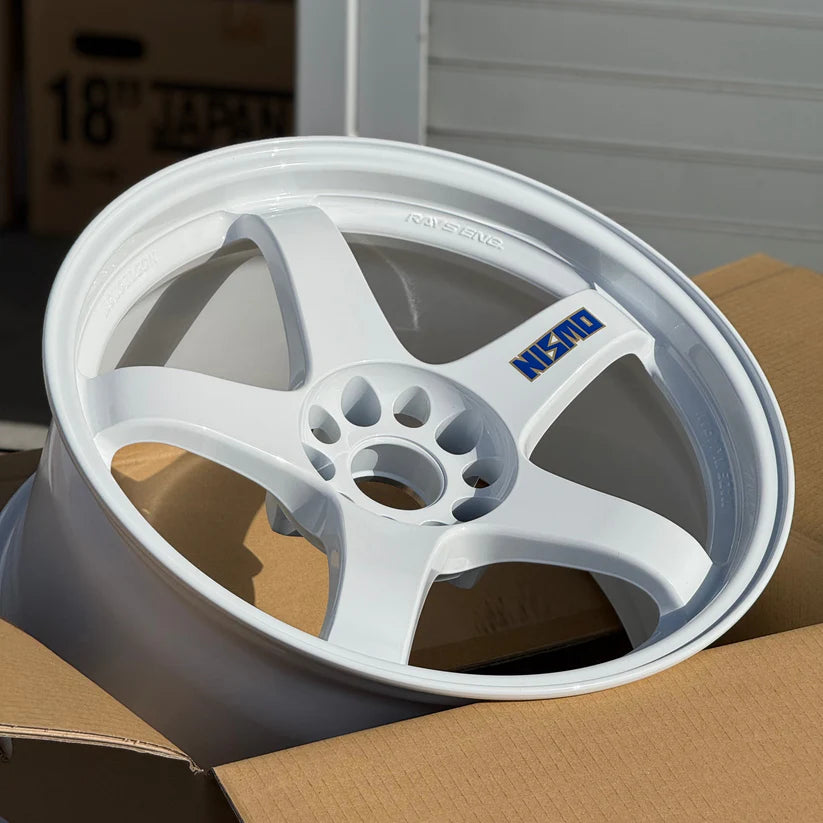 18" Nismo LMGT4 40th Anniversary Limited