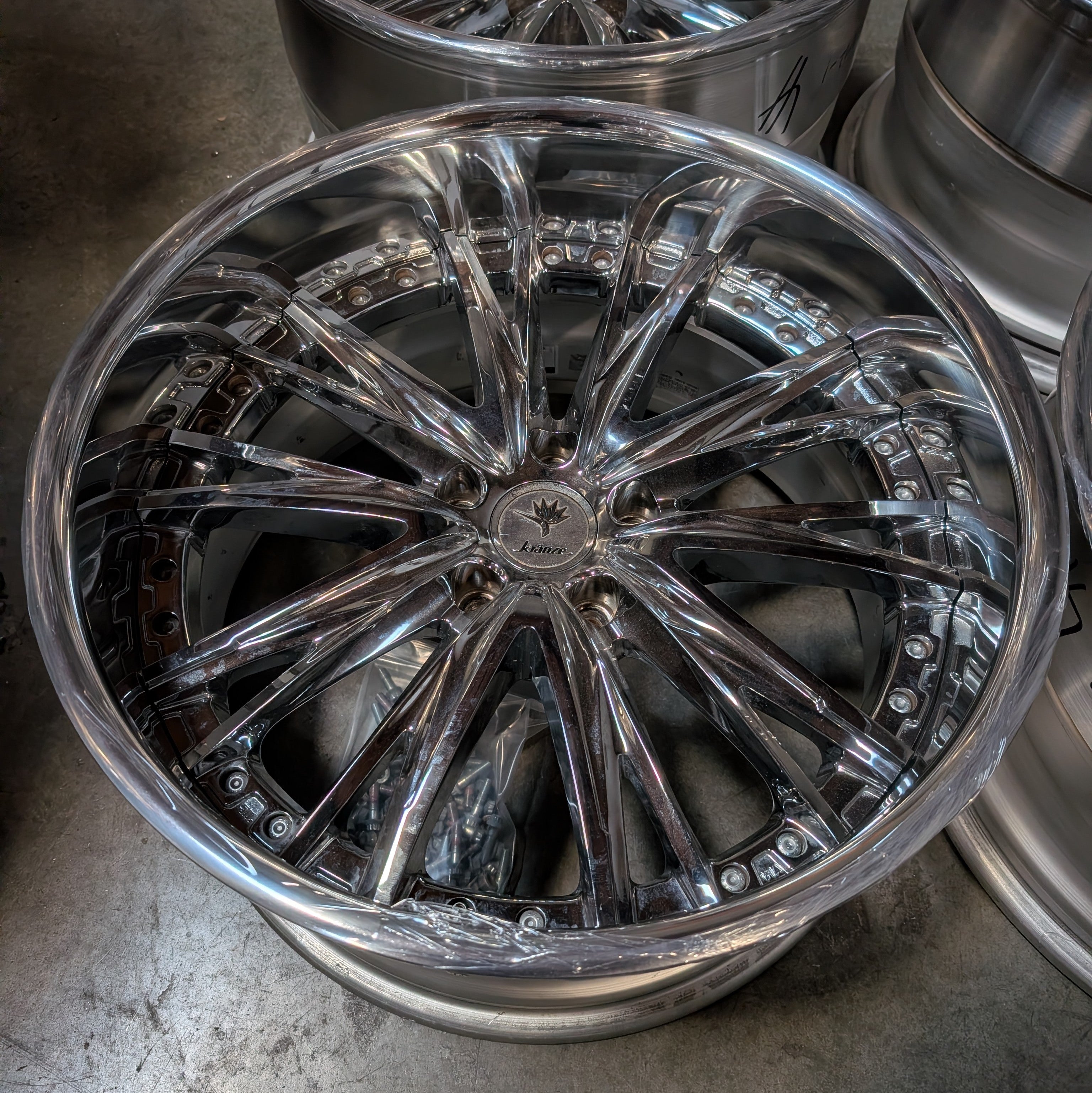 19" Weds Elaborar chrome - 5x114.3