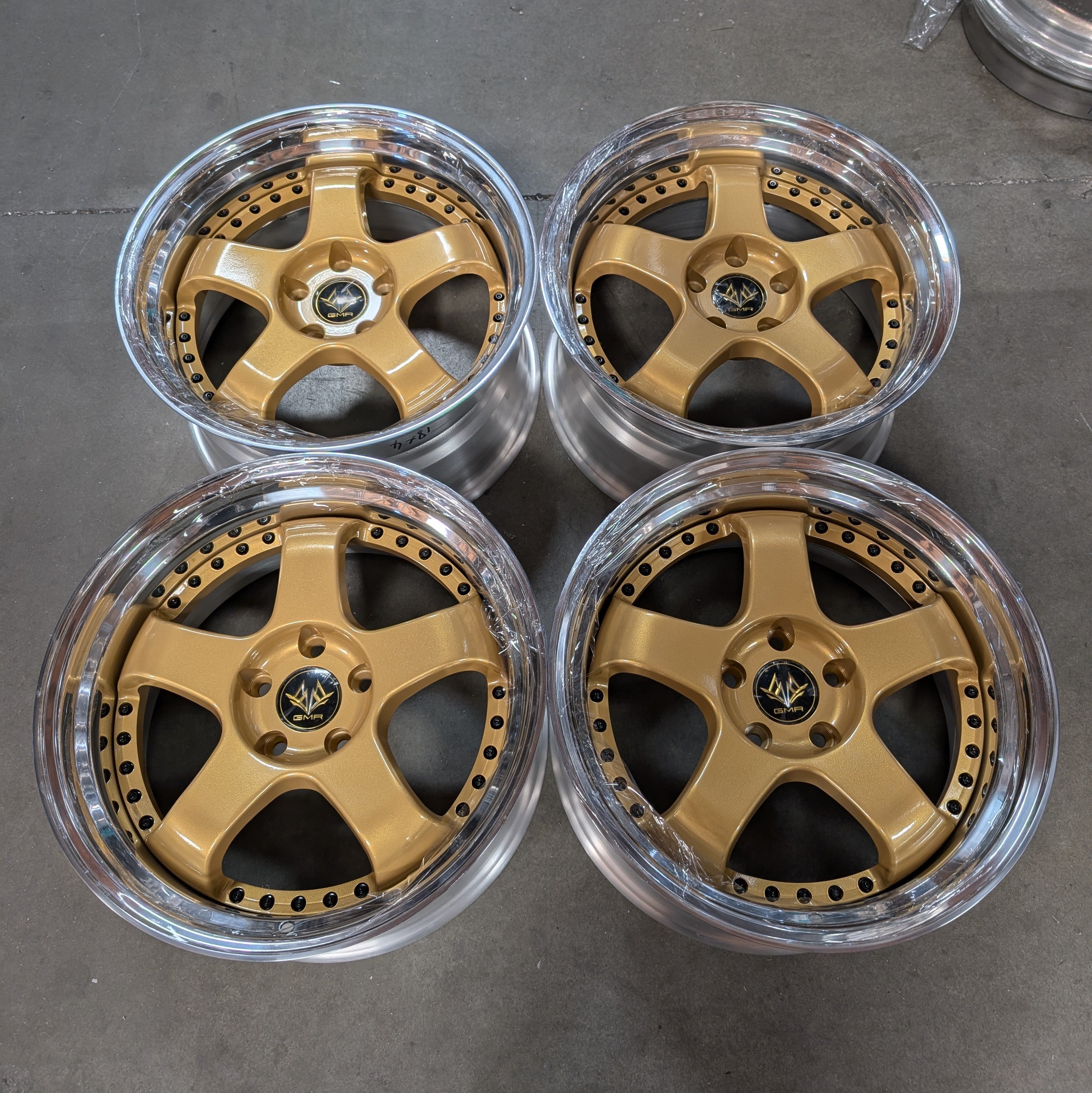 18" GMR Maven Gold - 5x114.3