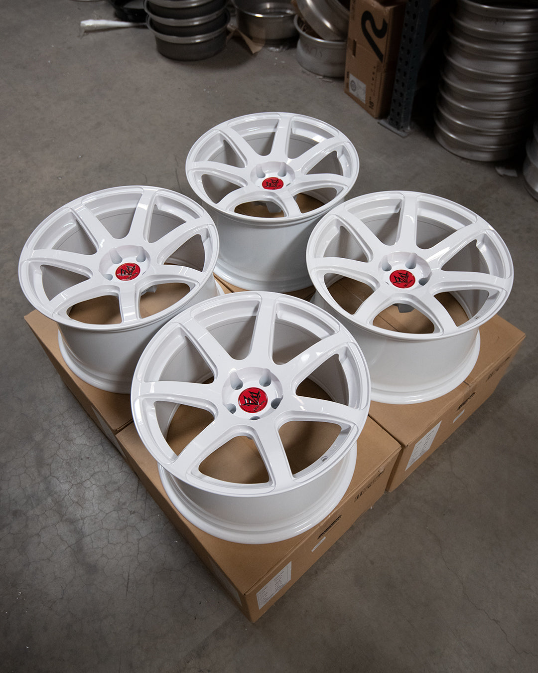 19” GMR 06 5x114.3 Gloss White