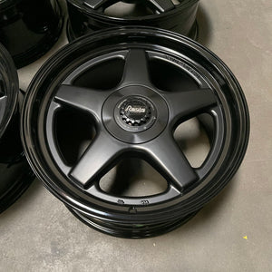 18" 9.5J Revolve Wheels APVD No.0520 5x114.3