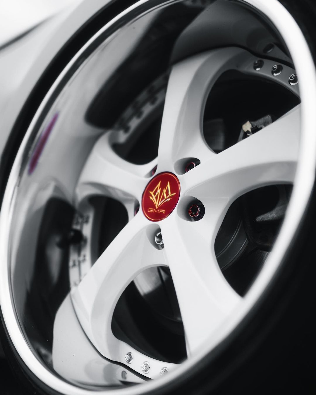 GMR SAINT – VR Wheels
